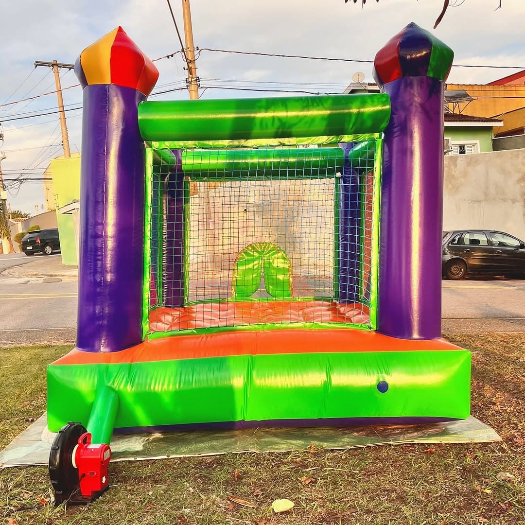 Castelinho pula-pula miniatura 2